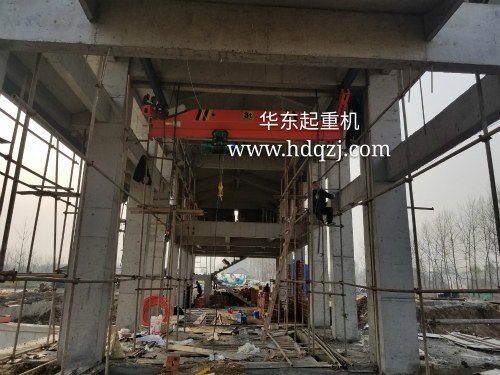 LX型電動(dòng)單梁懸掛起重機